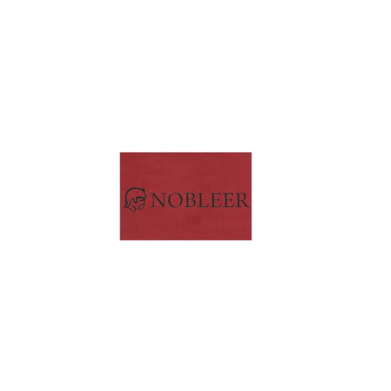 Czerwona koperta ozdobna model 12 z czarnym logo Nobleer